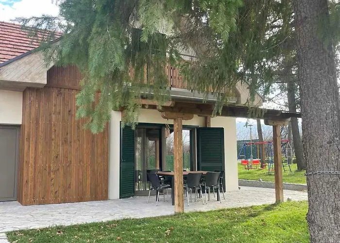 빌라 La Casa Sofija Nemenikuce